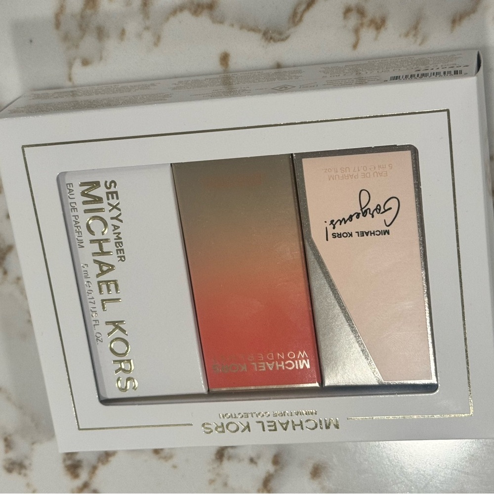 Michael Kors Sexy Amber Fragrance Set - Gold and Cream